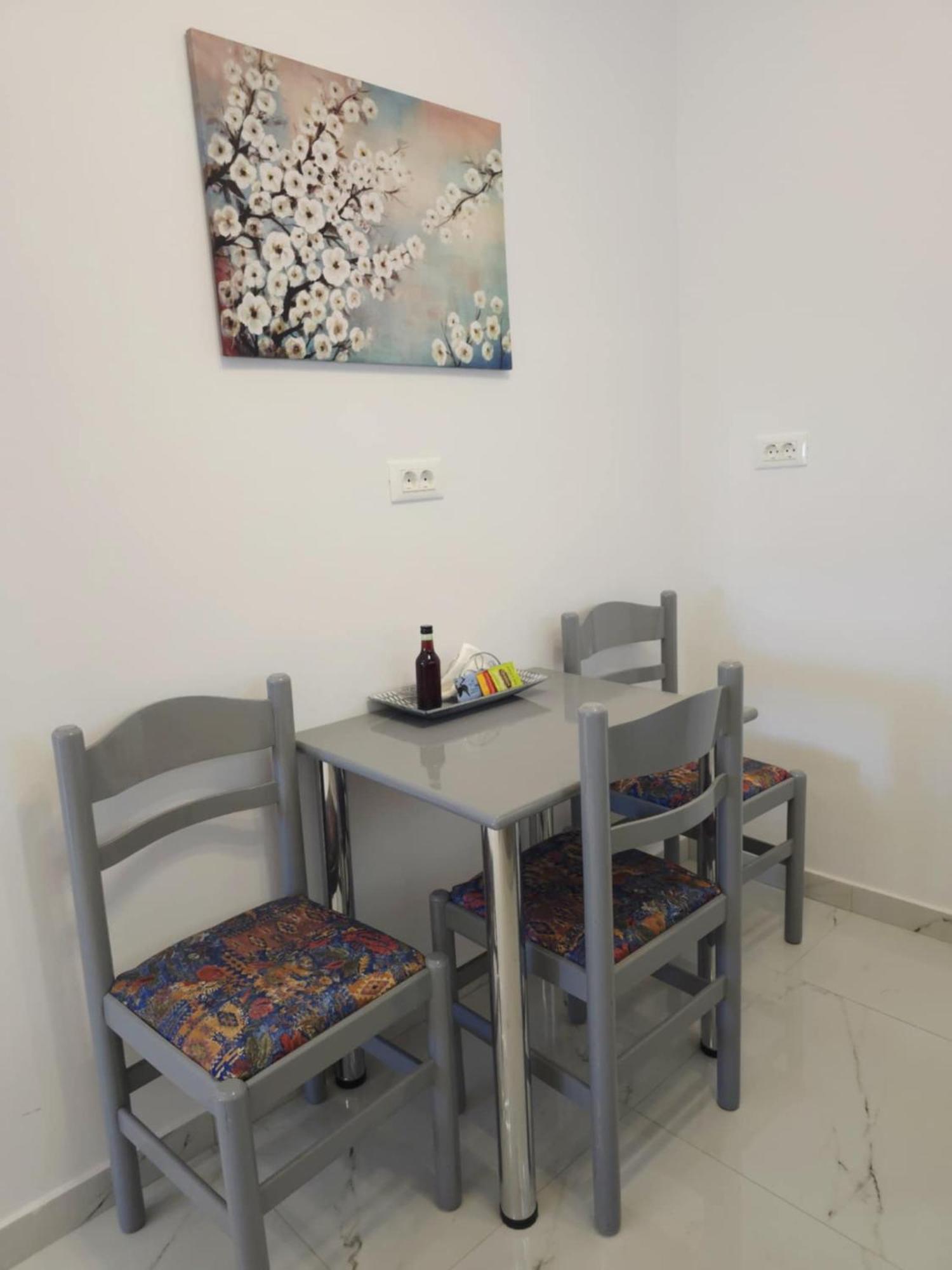 Appartamento Tina's *